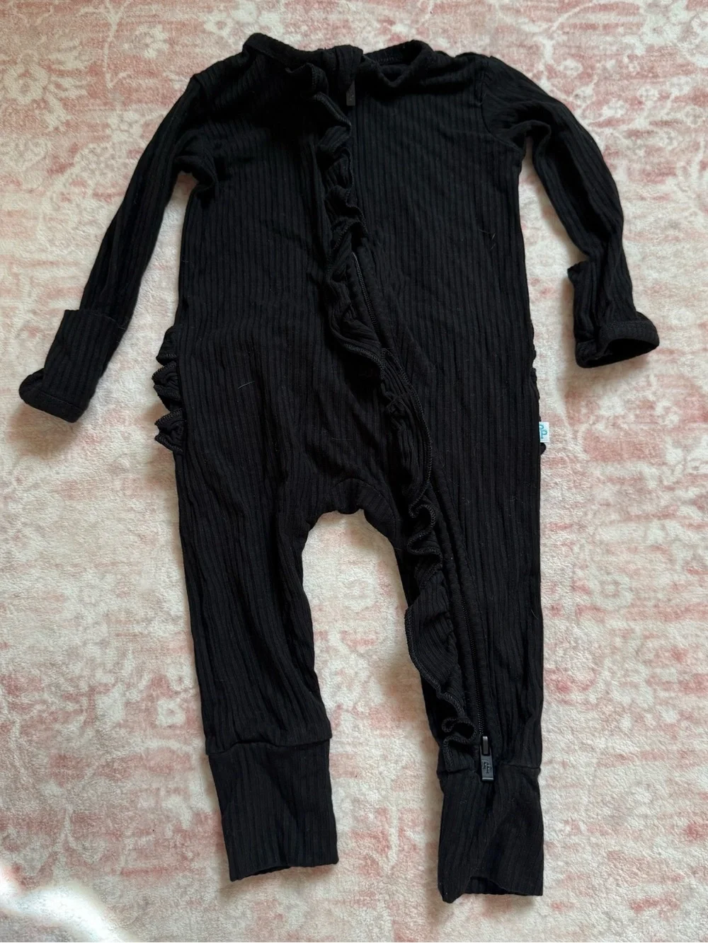 Posh Peanut Black Ribbed Ruffle Zipper Footie Size 0-3 Months